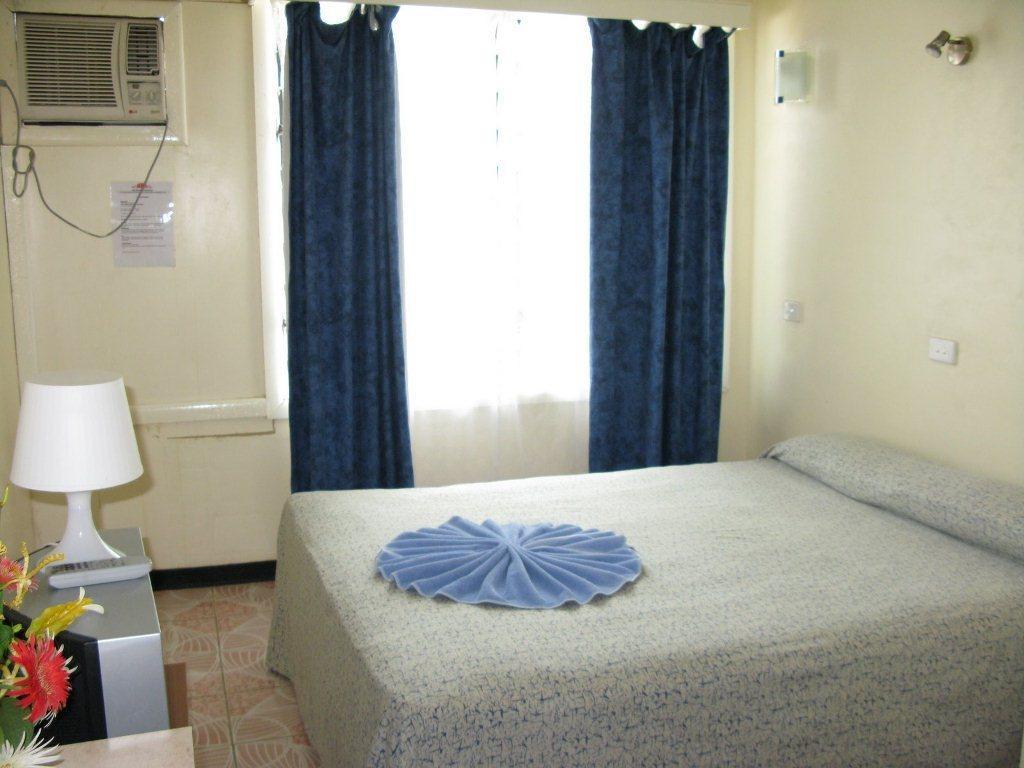 Red Mansion Comfort Inn Honiara Værelse billede